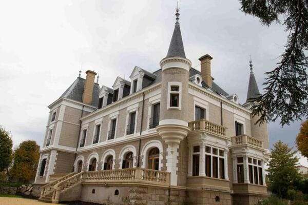 Eclosion Château Hôtel – Saint-Paul-en-Jarez